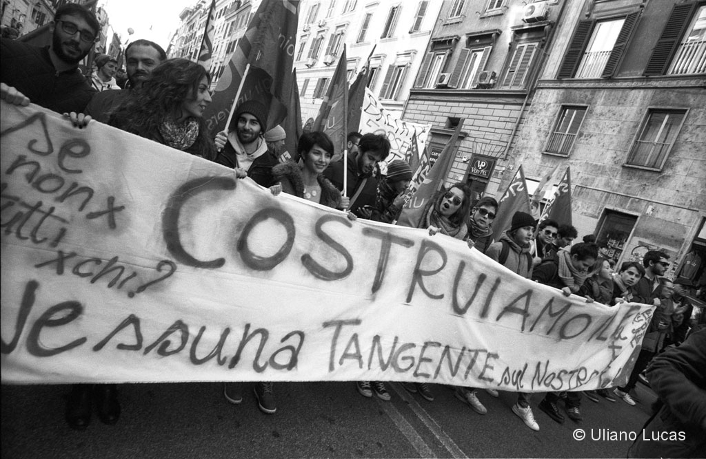 Corteo in via Cavour durante lo sciopero generale proclamato dalla Cgil e dalla Uil, Roma, 2014