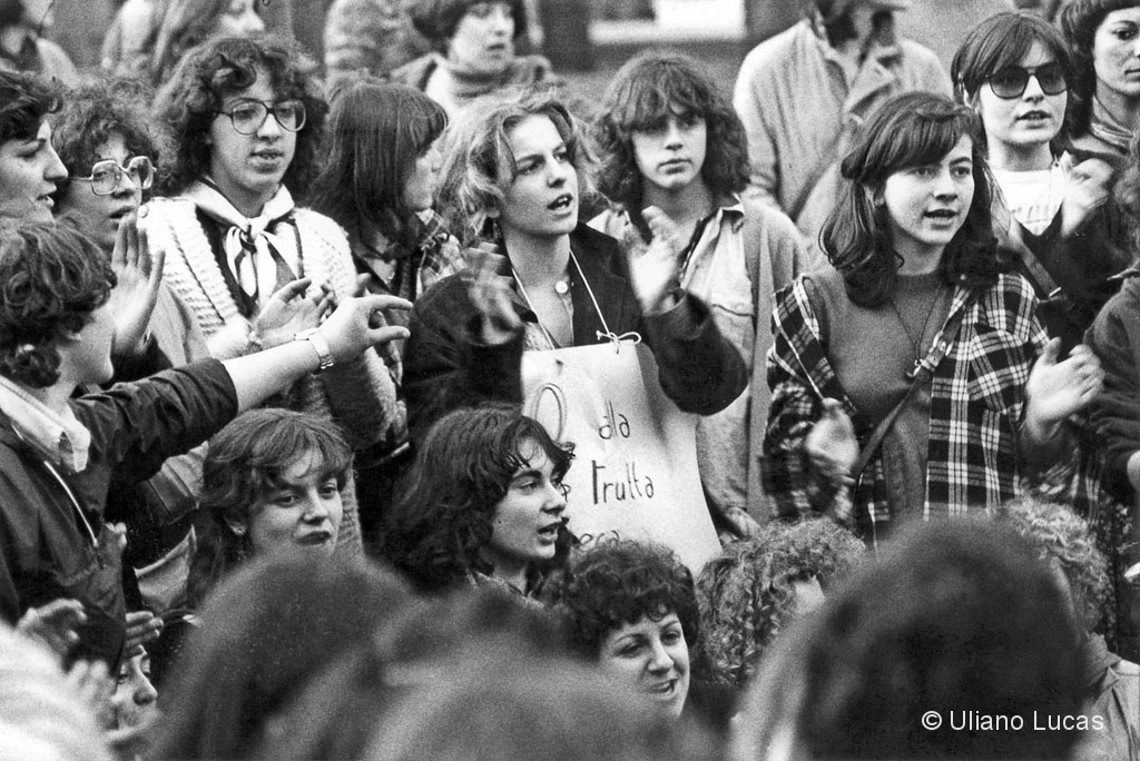 Manifestazione femminista per la festa della donna, Milano, 8 marzo 1977