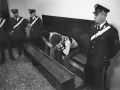 Gli imputati di un processo per stupro, Verona, 18 ottobre 1976