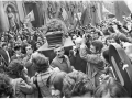 I funerali di Turi Toscano, leader del movimento studentesco, all'università Statale, Milano, marzo 1976