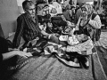 Rifugiati bosniaci musulmani in una scuola, Zenica (Bosnia-Erzegovina), 1992