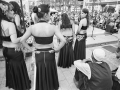 Danze folk indonesiane durante il Suq Festival nel porto antico, Genova, 23 giugno 2014