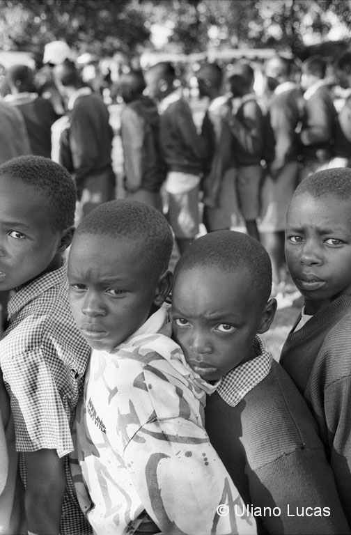 In attesa delle gare dell'edizione 2013 della manifestazione Discovery al campo sportivo, Eldoret (Kenya), 2013
