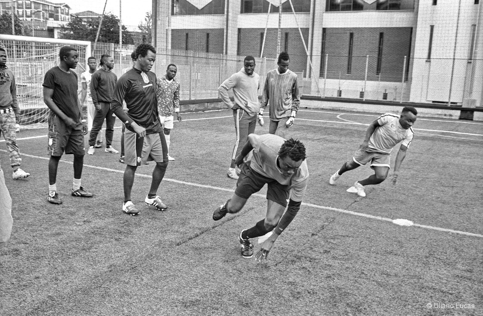 Allenamenti della squadra del centro Fenoglio nel campo sportivo della parrocchia di San Giuseppe Artigiano, Settimo, 2017